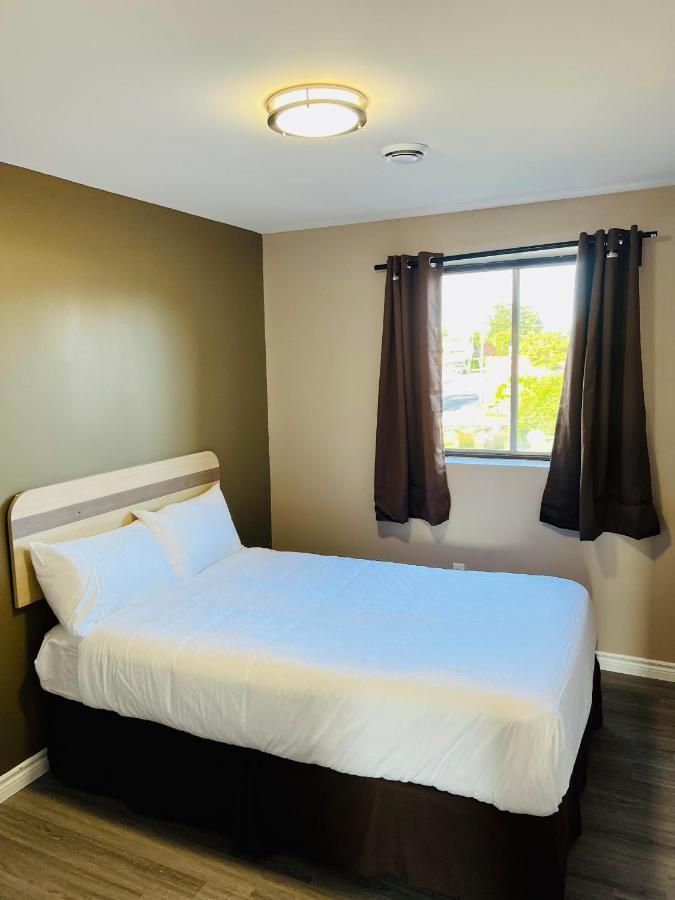 Super 8 By Wyndham Niagara Falls On Экстерьер фото