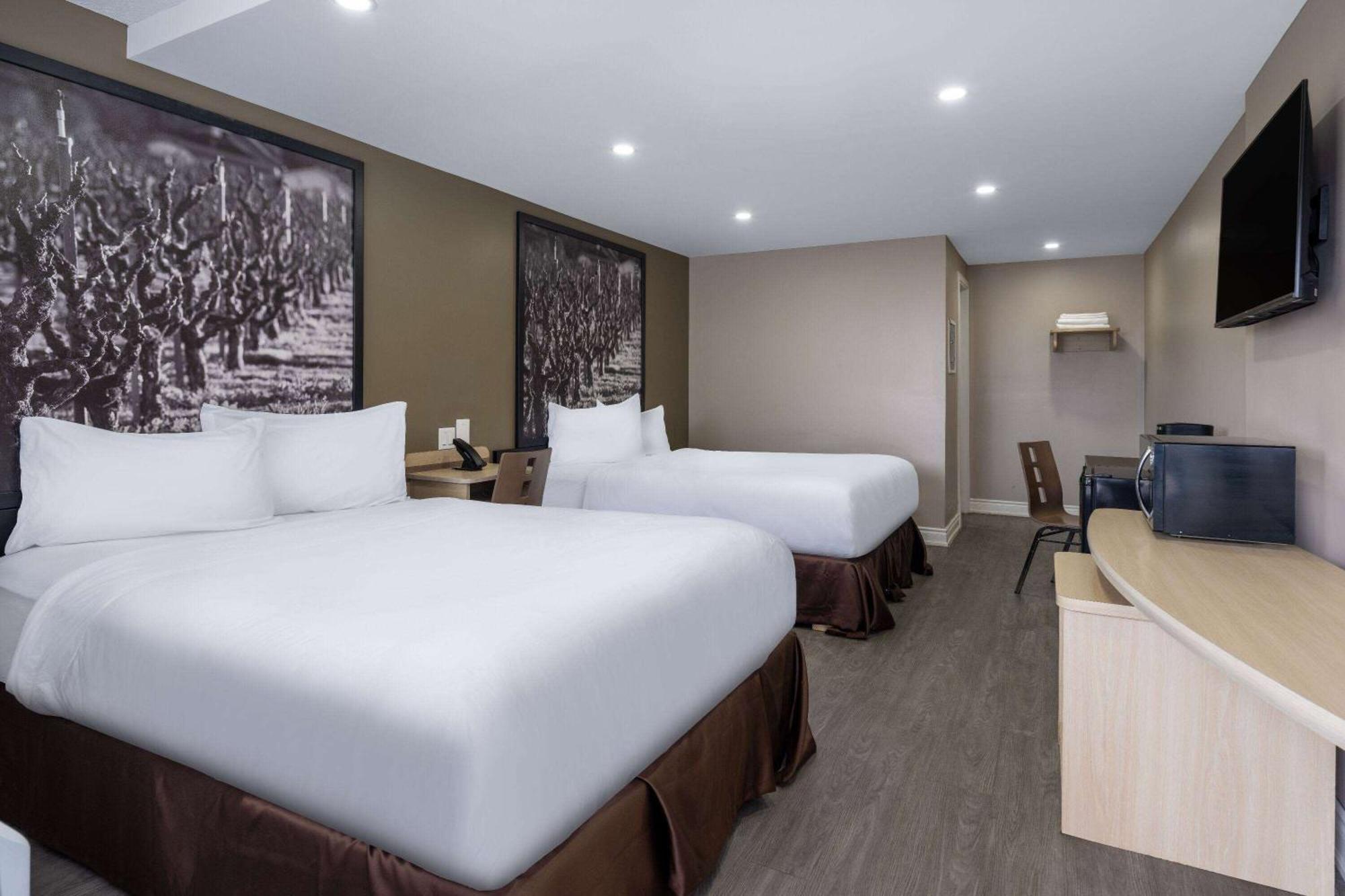 Super 8 By Wyndham Niagara Falls On Экстерьер фото